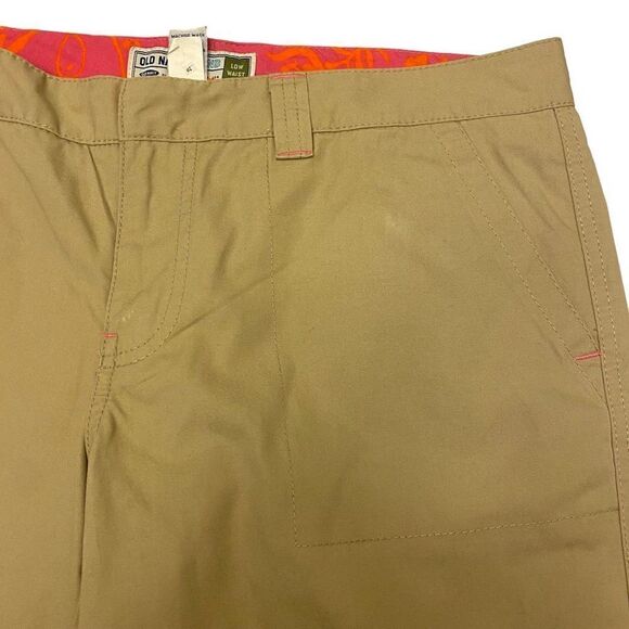 Old Navy Low Waist Khaki Chino‎ Bermuda Walking Shorts Size 10 - Picture 3 of 14